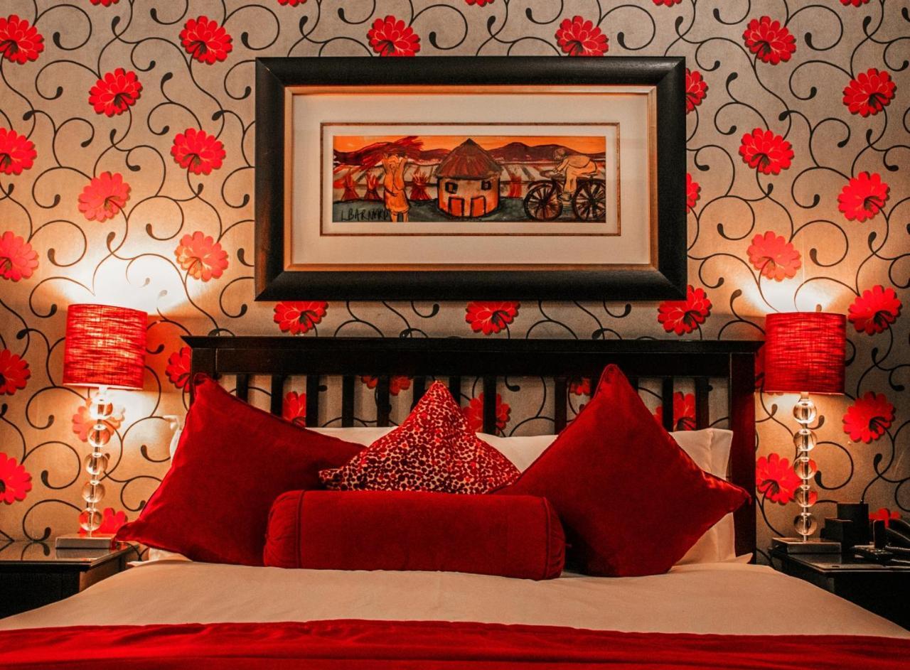 Lourie Lodge Sandton Bagian luar foto