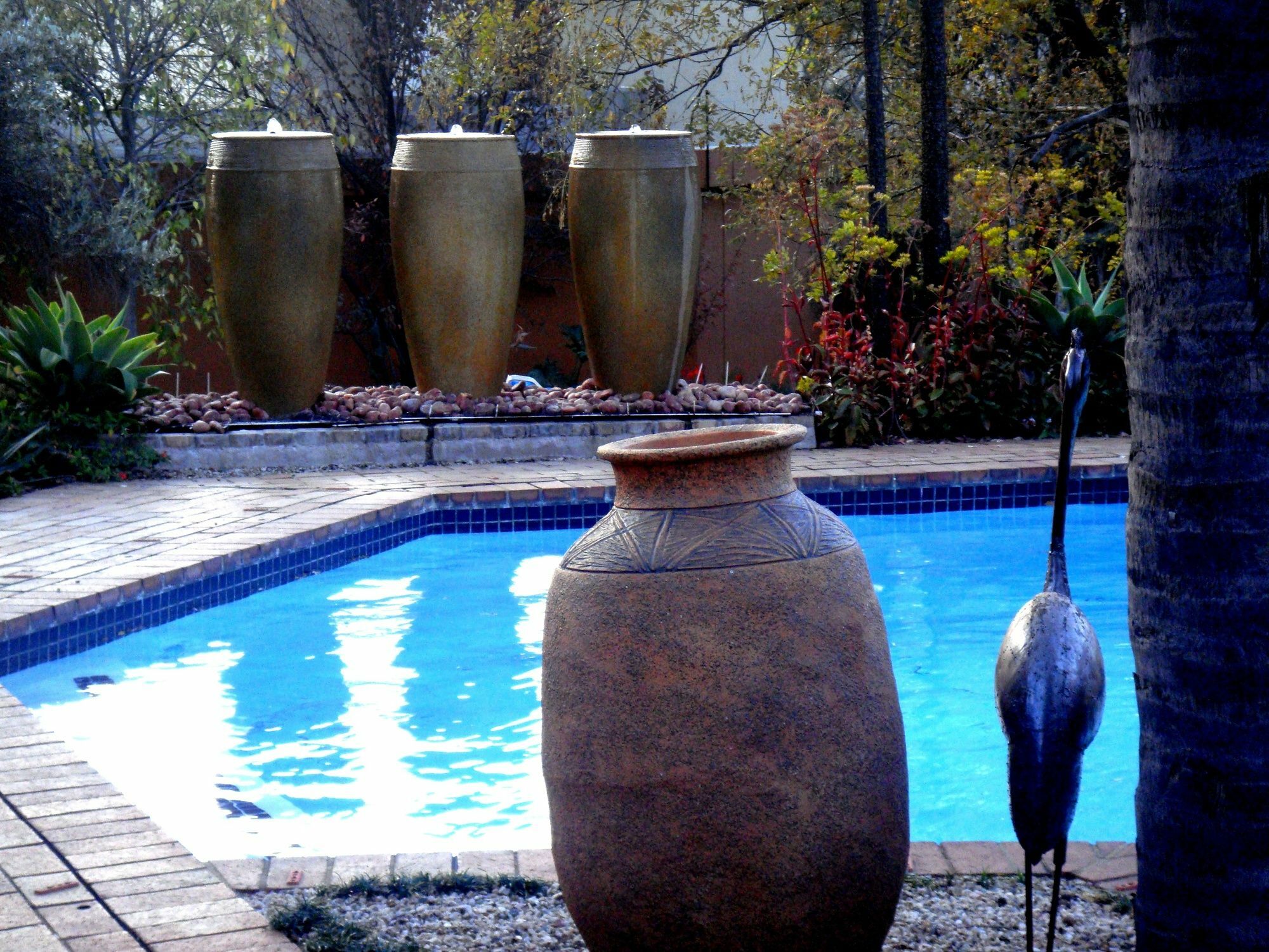 Lourie Lodge Sandton Bagian luar foto